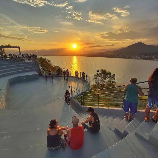 Caraguatatuba, Casa Com Piscina Сasa de vacaciones