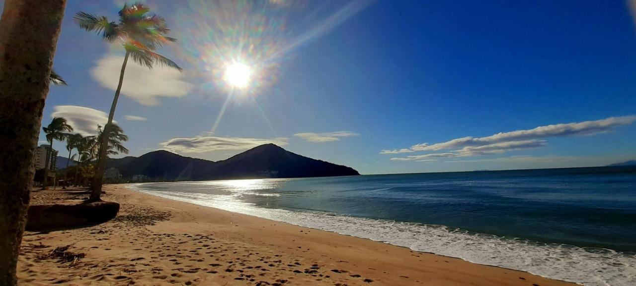 Caraguatatuba, Casa Com Piscina Holiday home