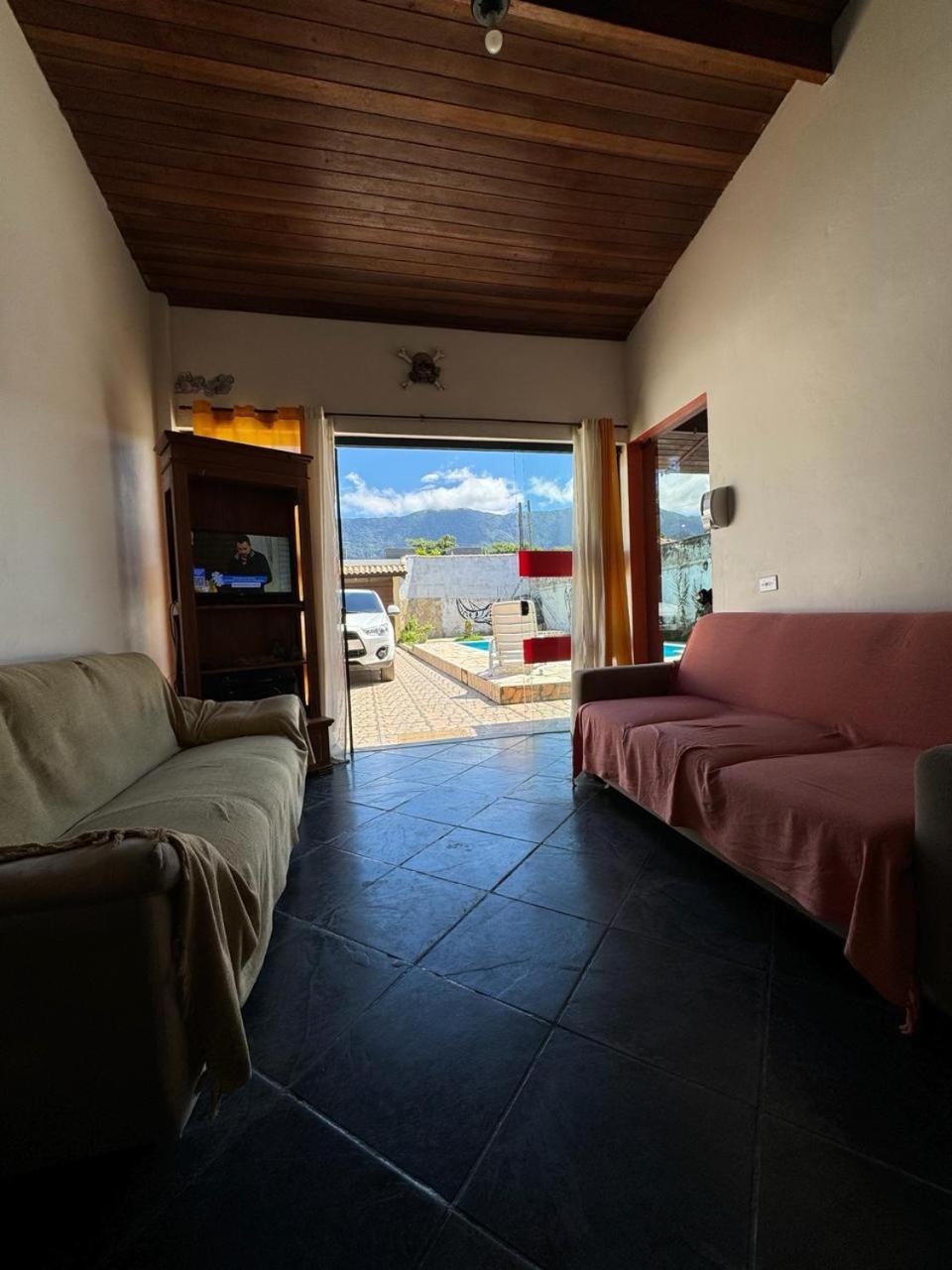 Holiday home Caraguatatuba, Casa Com Piscina