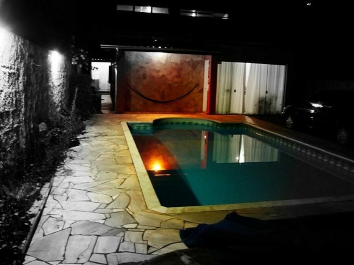 Caraguatatuba, Casa Com Piscina Holiday home